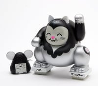 Image 2 of Buff Monster Silver/black Miao Cat & Mousubi Vinyl Set
