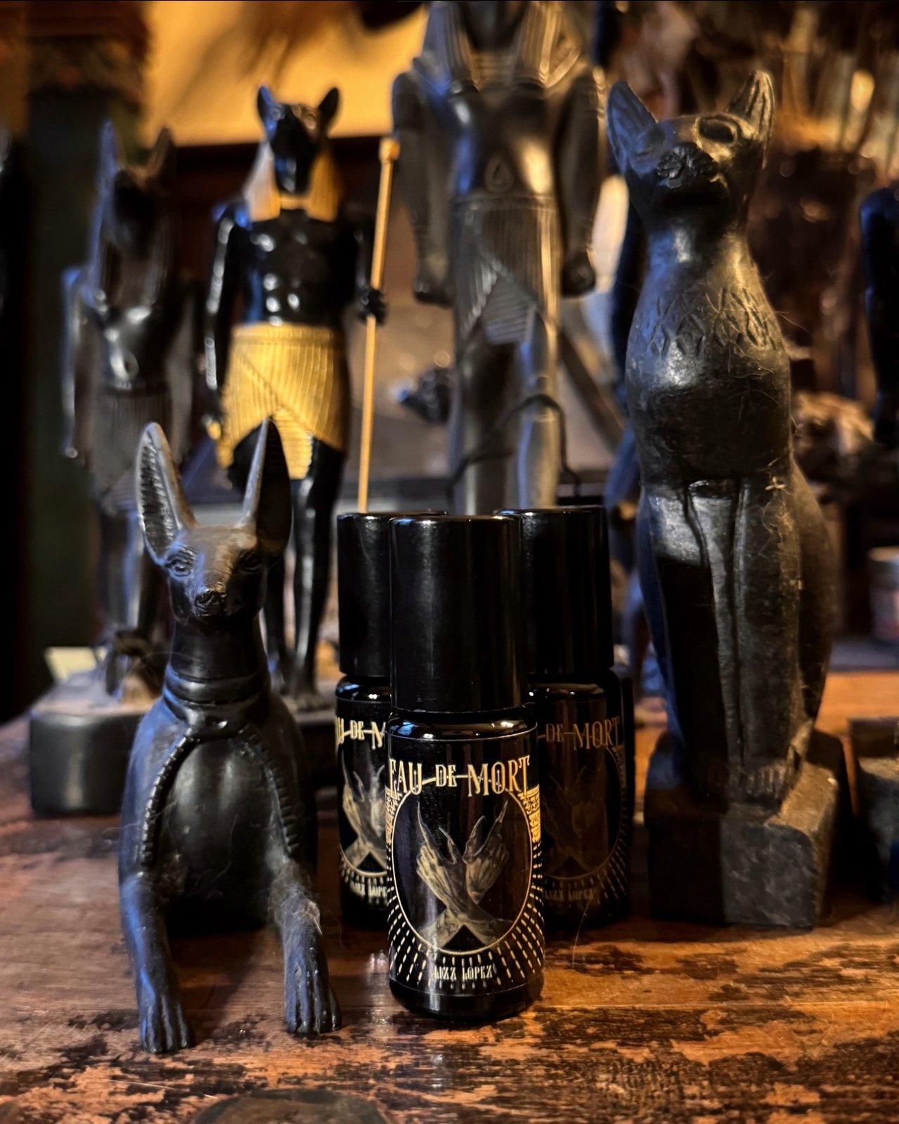 Eau de Mort pure perfume oil | Lizz+Lopez