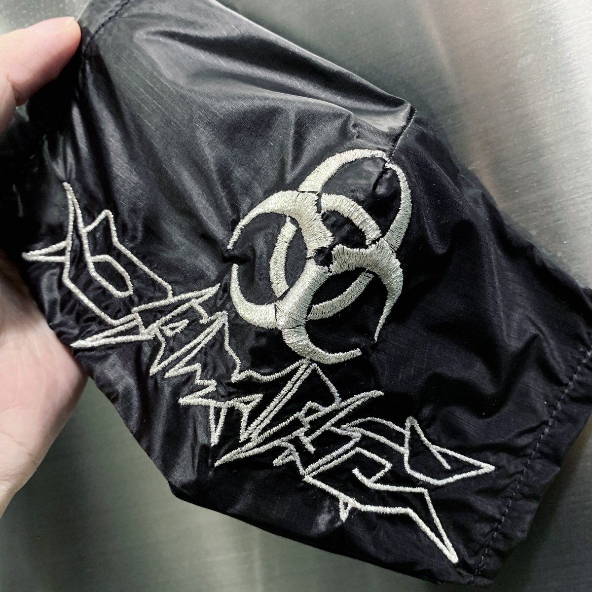 Image of Covid19 : DVMVGE logo embroidery mask / Black 