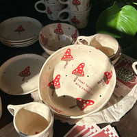 Image 4 of Assiette creuse Treat People with Kindness (pré-commande)