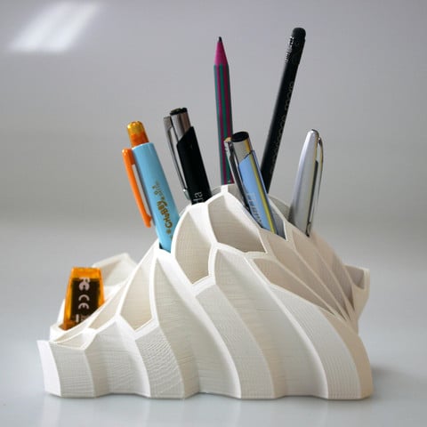 Image of Sleak Pen Holder