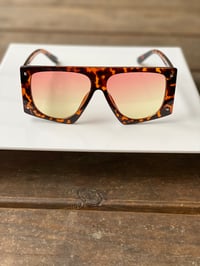 Image 3 of Unisex Outlook Shades 