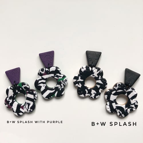 Image of Bel Flowers (Monochrome’s)