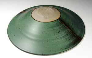 Green matt dish (e032)