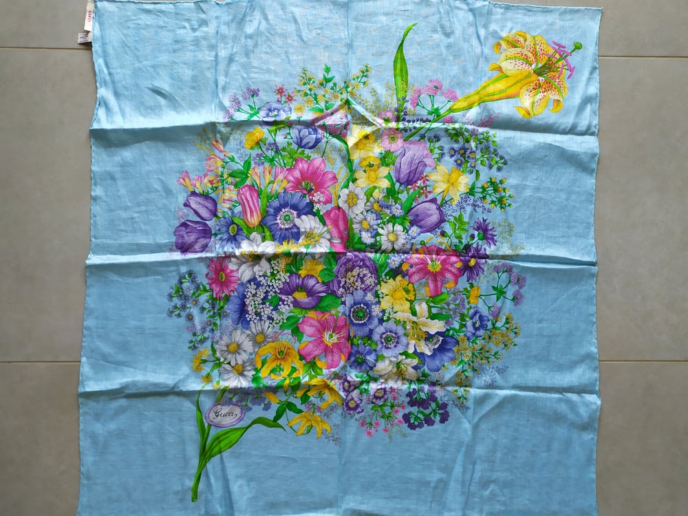 Image of Vintage Gucci linen scarf