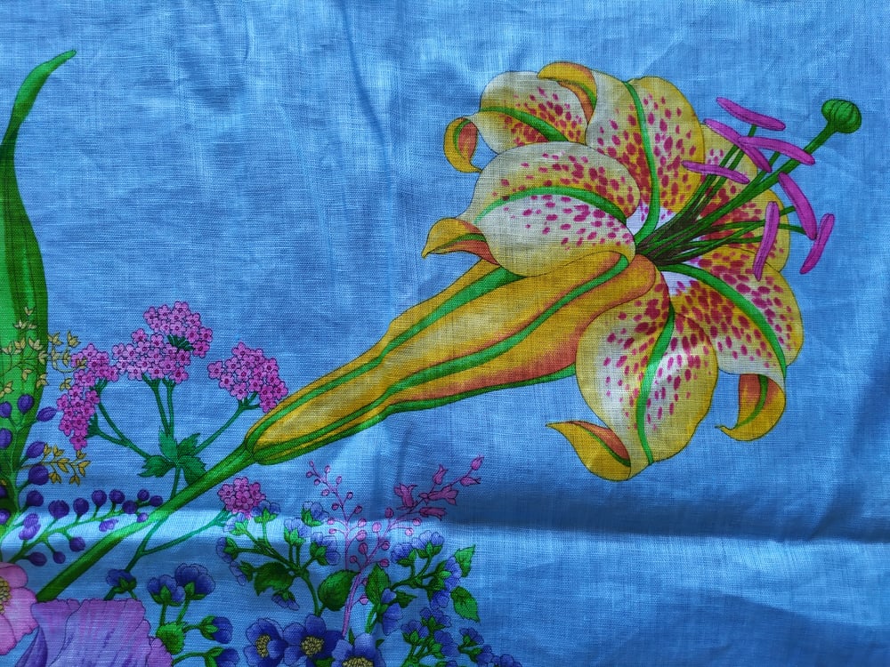 Image of Vintage Gucci linen scarf