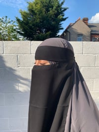 Image 2 of black niqāb