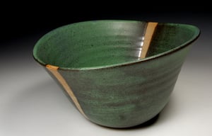 Green matt bowl (e029)