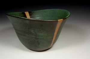 Green matt bowl (e029)