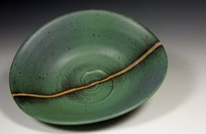 Green matt bowl (e030)