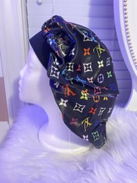 LV Bonnets