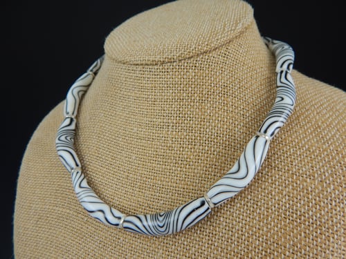 Image of Artisan Glass • Curves