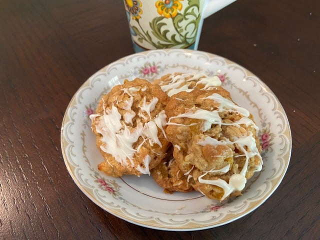 Image of Apricot and Oatmeal Cookies - 1 dozen