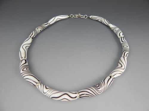 Image of Artisan Glass • Curves