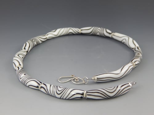 Image of Artisan Glass • Curves