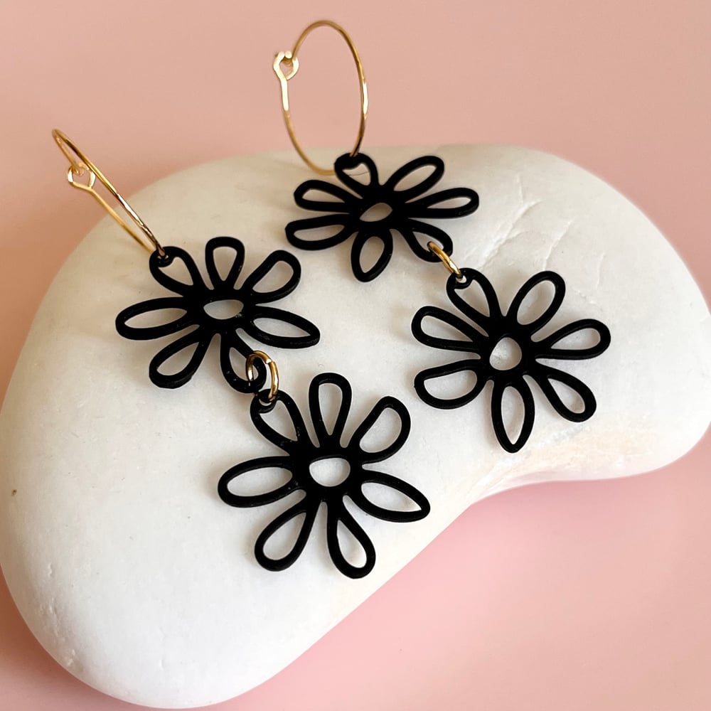 Image of Double Daisy Drops - Black