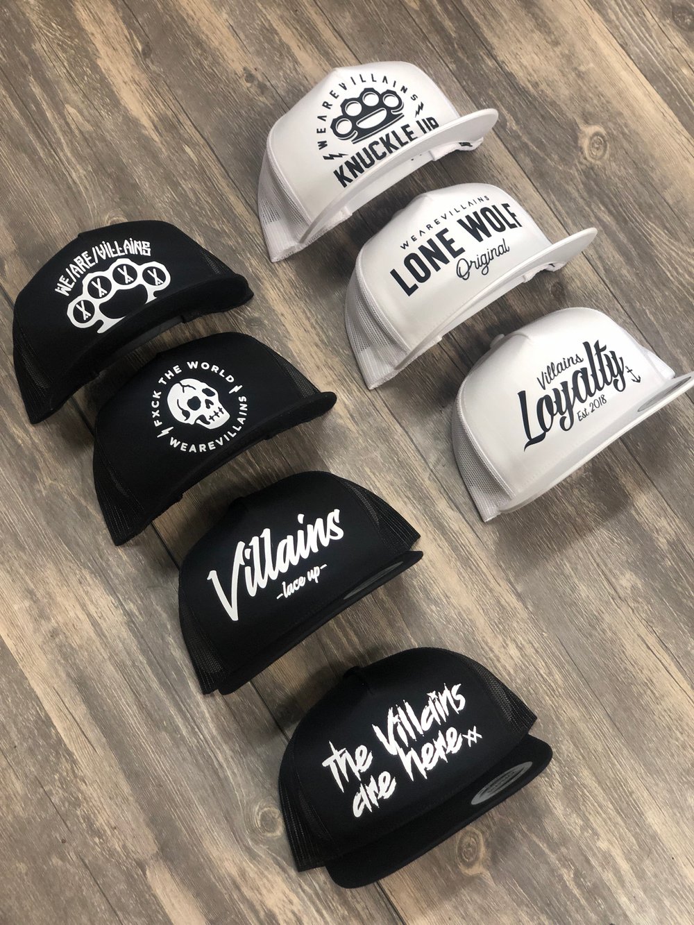 *NEW* SnapBacks and colorways