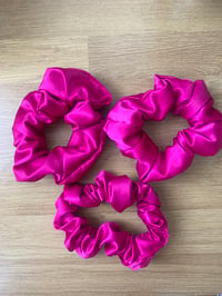 Satin scrunchies 