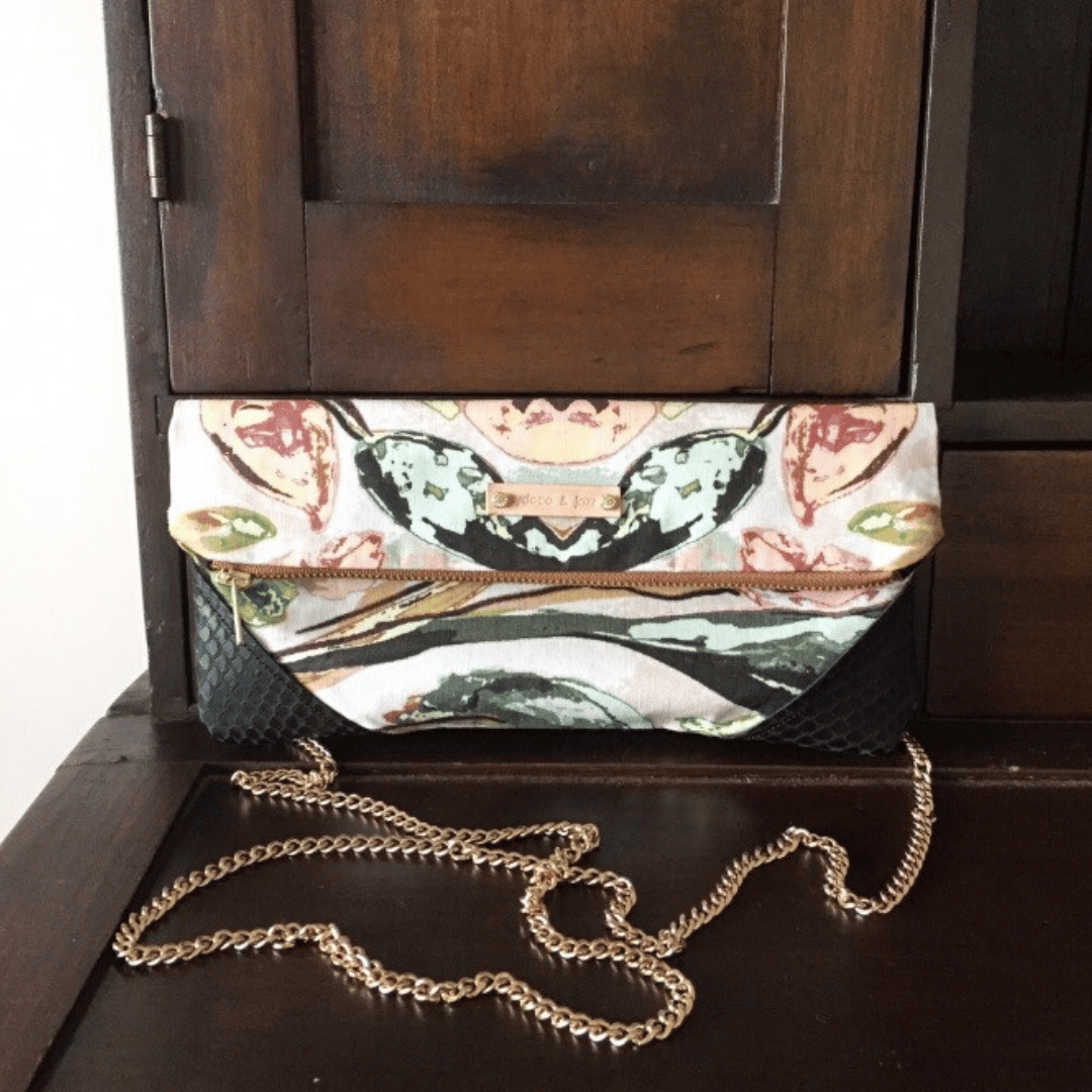 Image of Shelbie clutch in black python