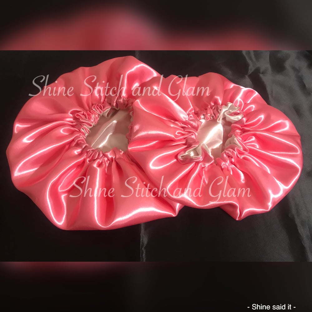 Image of Mommy and Me Satin Bonnet set