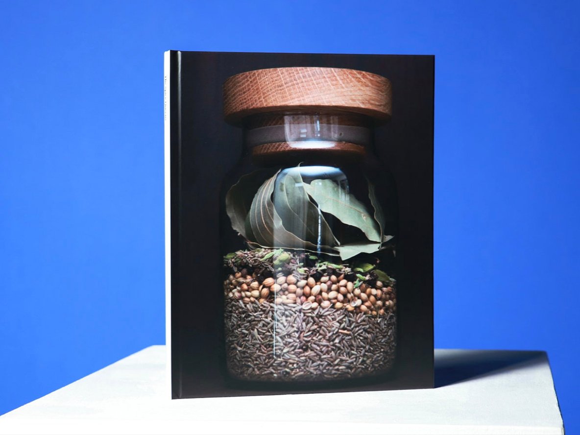 Image of The Spice Queens - Curry Cook Book (hardcover)