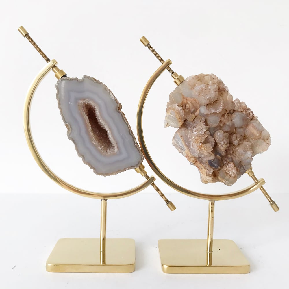 Image of Agate Geode no.25 + Brass Arc Stand