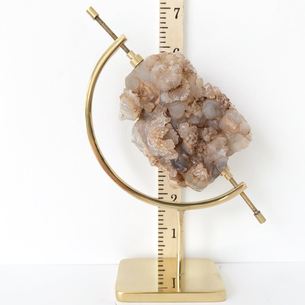 Image of Coral Agate no.70 + Brass Arc Stand