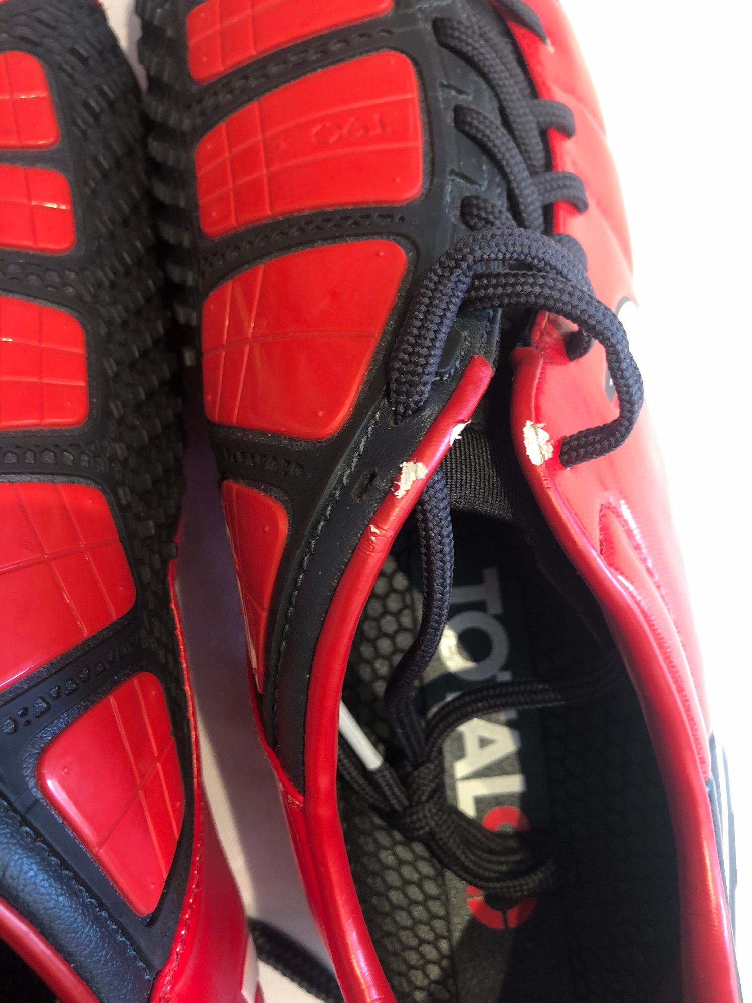 Image of Nike total90 laser IV red