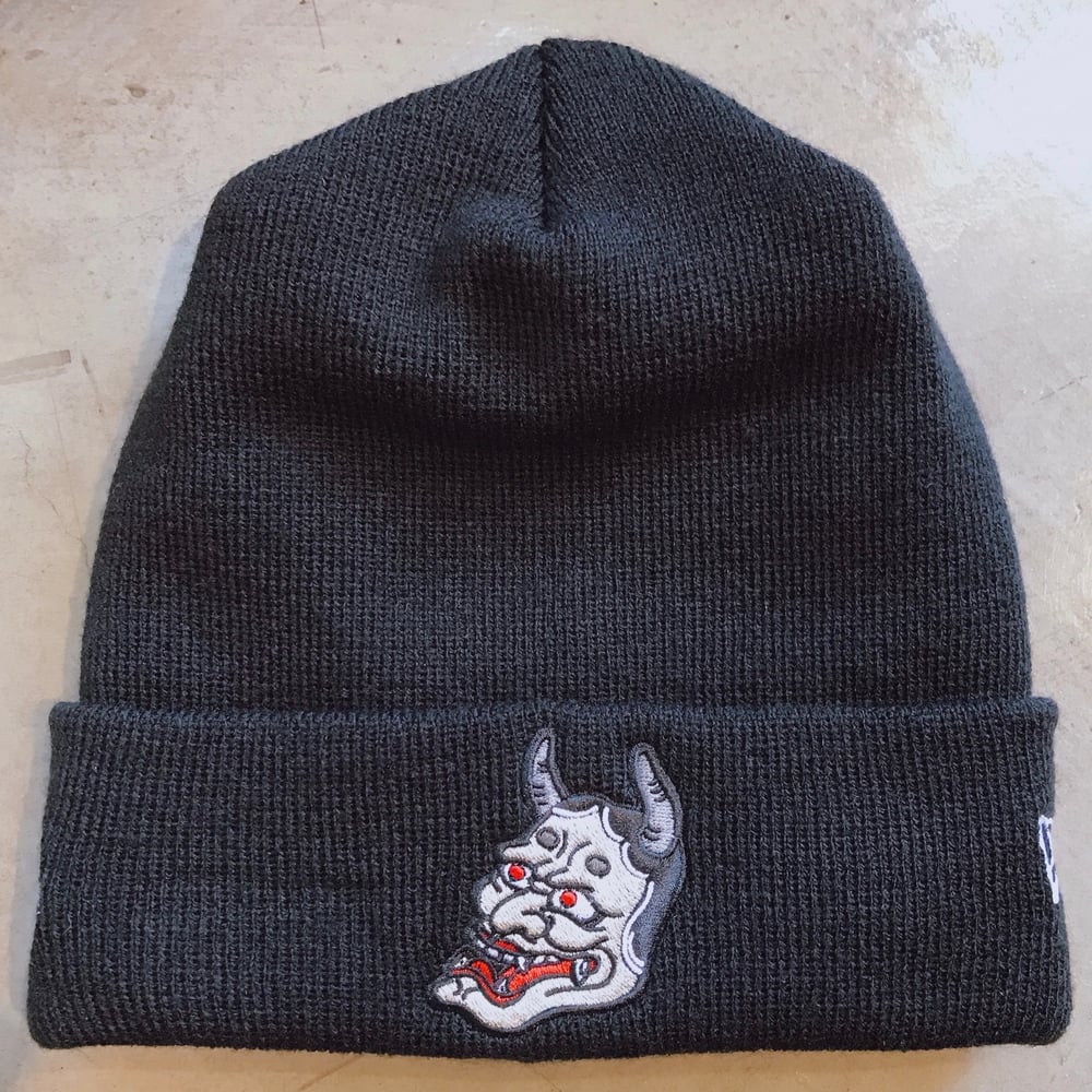 Image of 3T NEWERA HANNYA KNIT CAP