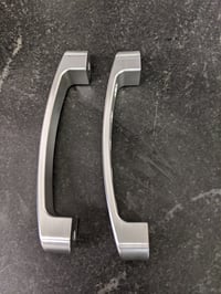 Image 3 of 510 REAR door grab handle (small)