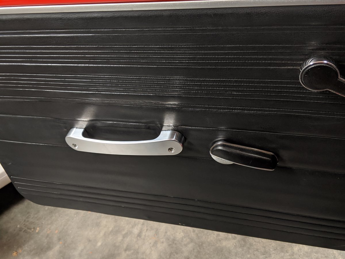 510 2 DR FRONT Door Grab Handle (Armrest Mount)