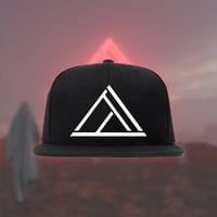 PYRAMID SNAPBACK