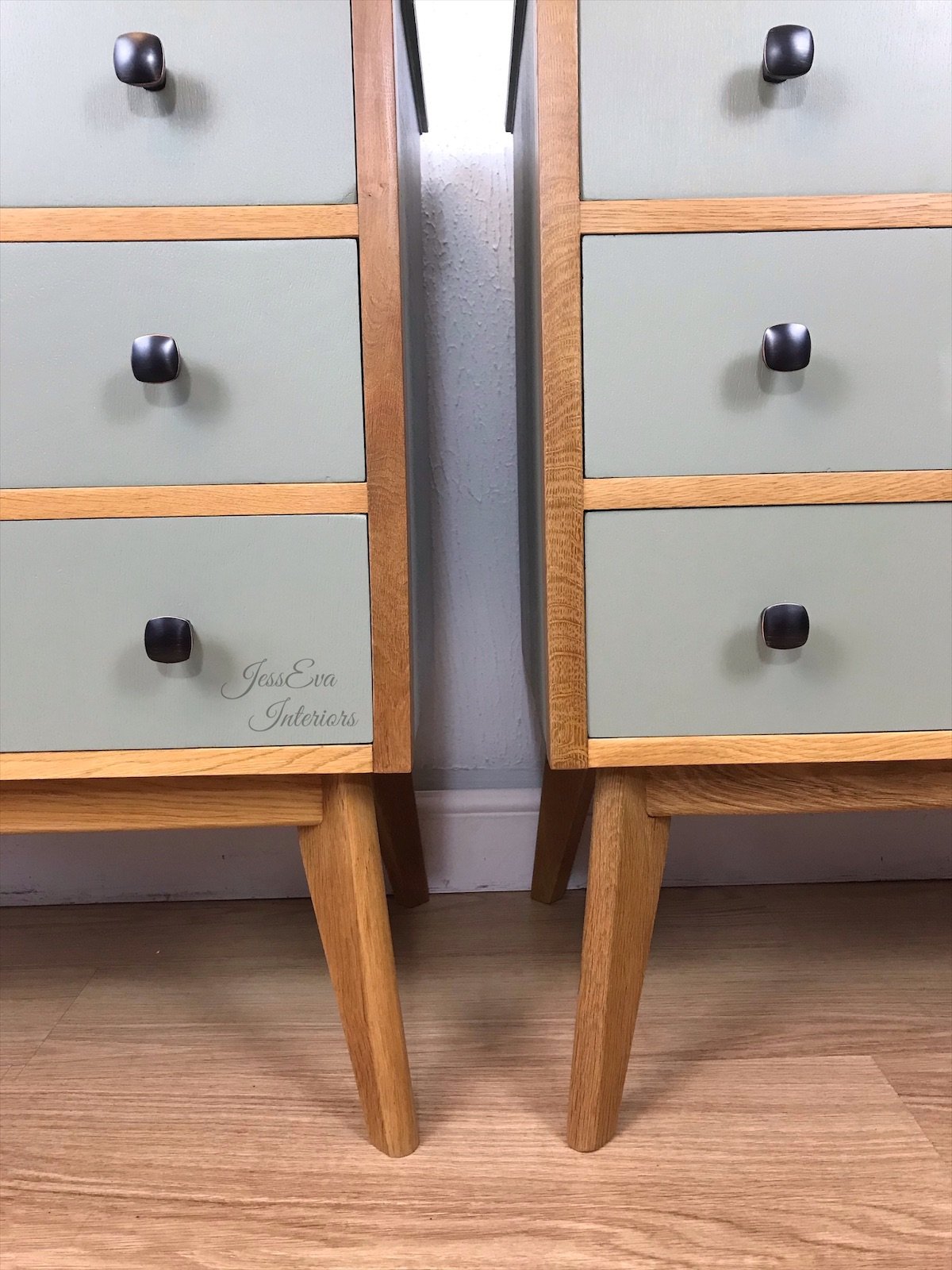 Mid Century Modern Vintage Retro Pair of Morris of Glasgow BEDSIDE TABLES / CHEST OF DRAWERS