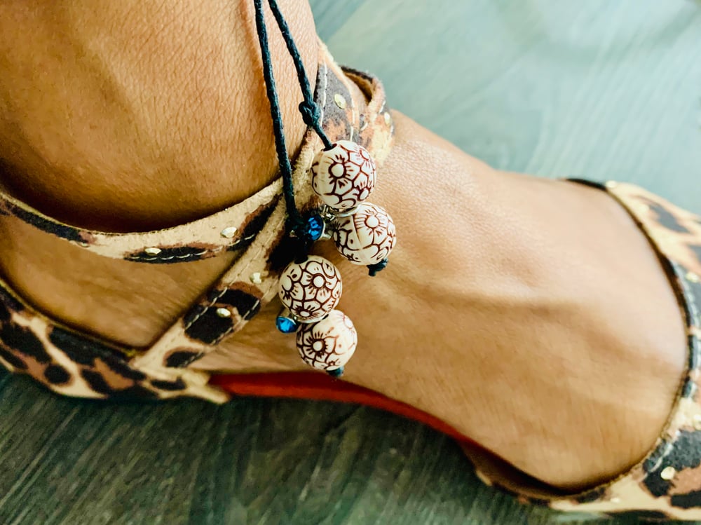 Image of Tan anklet 