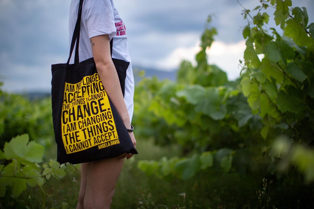 Image of Totebag CHANGE A. DAVIS