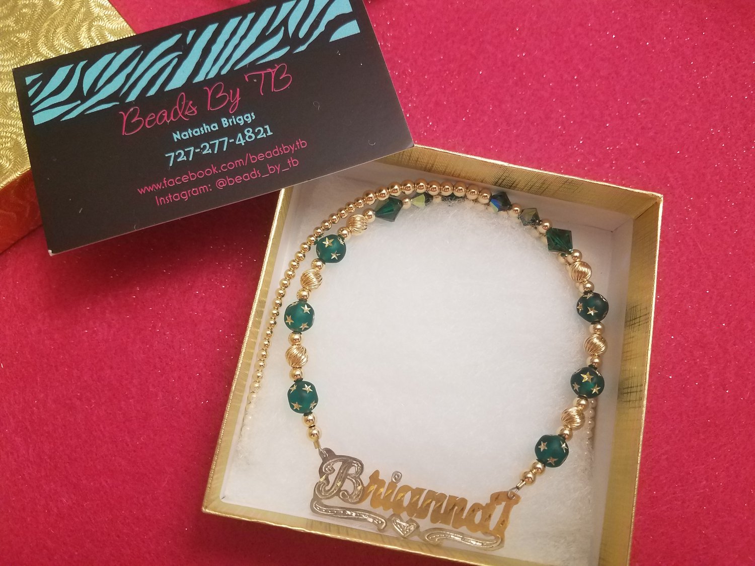 Single Plate Nameplate Emerald w/ Stars Beaded Necklace