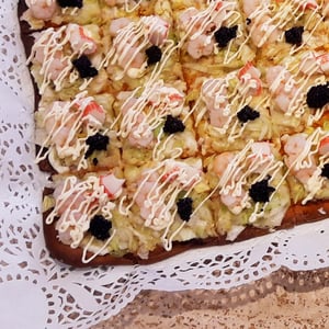 Image of COCA D'ANXOVA o GAMBA