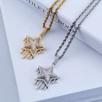 Iced Out Dripping Star Pendent 