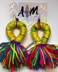 Image 1 of Short Ribbon Styles