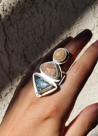 Image 1 of Trois Ring