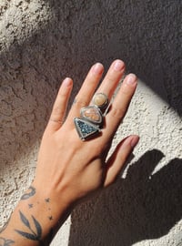 Image 3 of Trois Ring