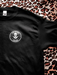 Image 2 of Front and back skull circle t-shirt