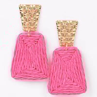 Image 2 of Staw Chic