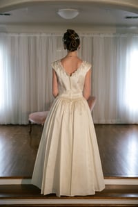 Image 6 of 1960s Beaded Elegance  