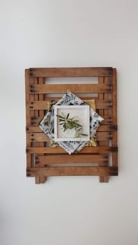 Image 1 of Pañuelo mediano OLEA blanco y verde