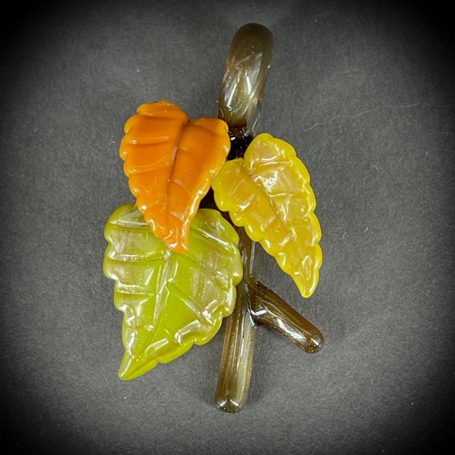 Image of Fall Fades 2025 Leaf Vine Pendant 8