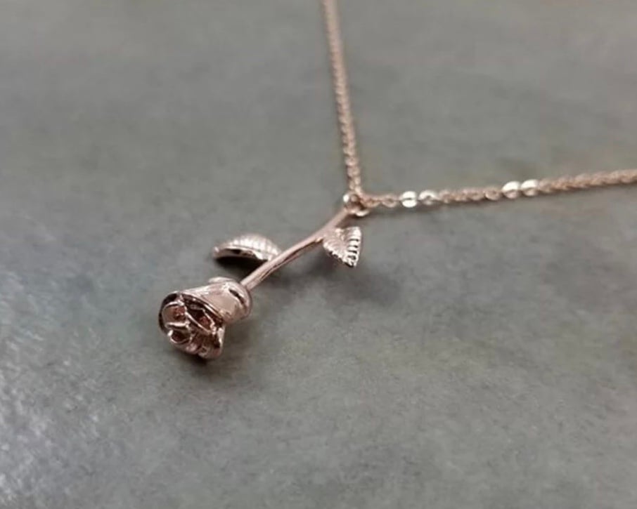 Image of Rose necklace 