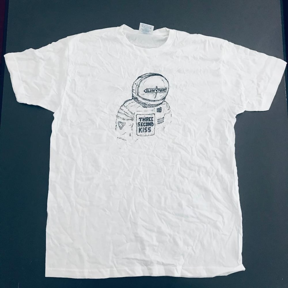 Three Second Kiss - Tastyille Astronaut T-Shirt