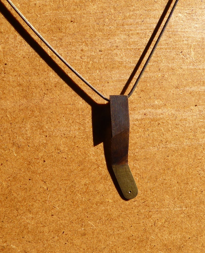 Image of VAPOR NECKLACE