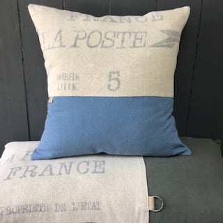 Image of Coussin carré Toile la poste et Métis bleu.